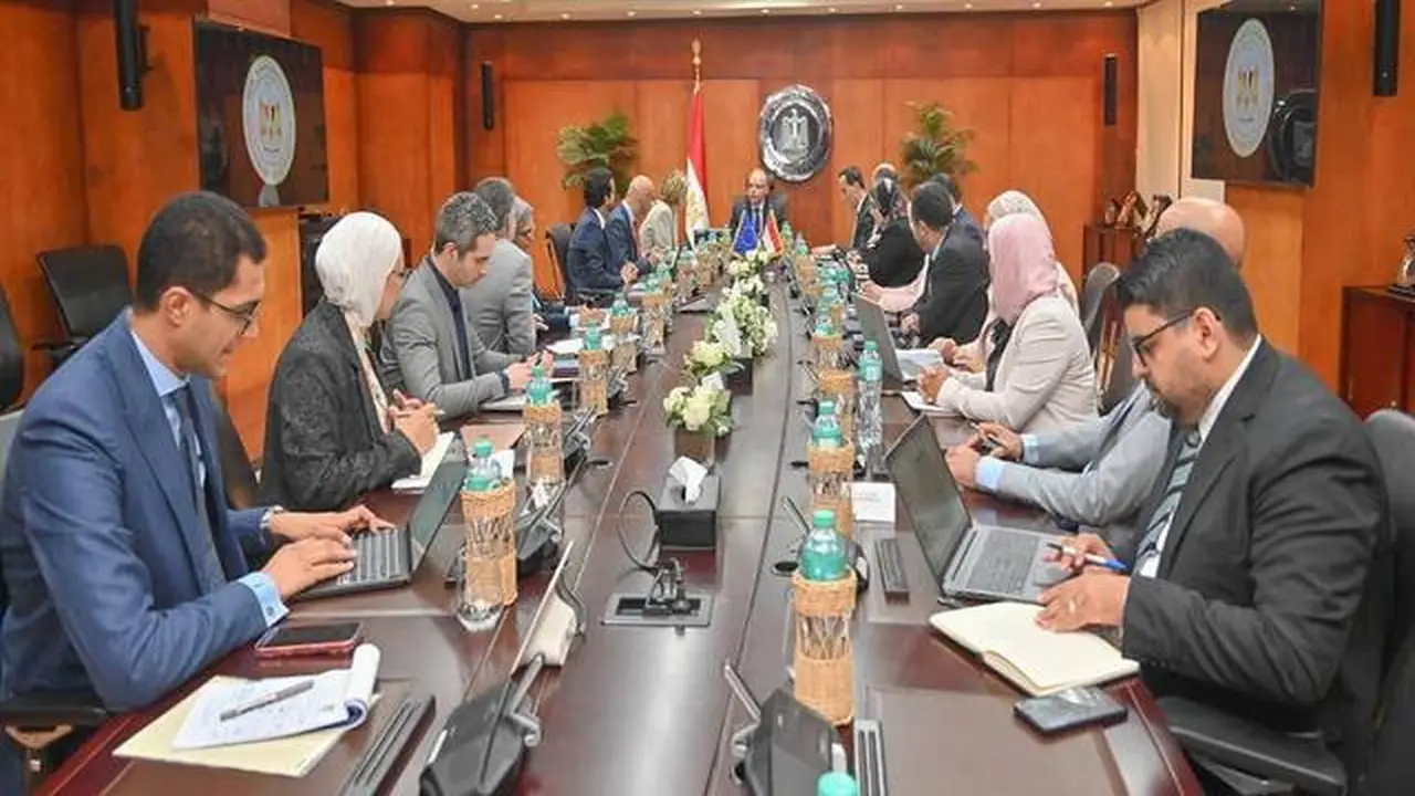 مصر والاتحاد الأوروبي يستعرضان فرص التعاون في مجالات التجارة والطاقة